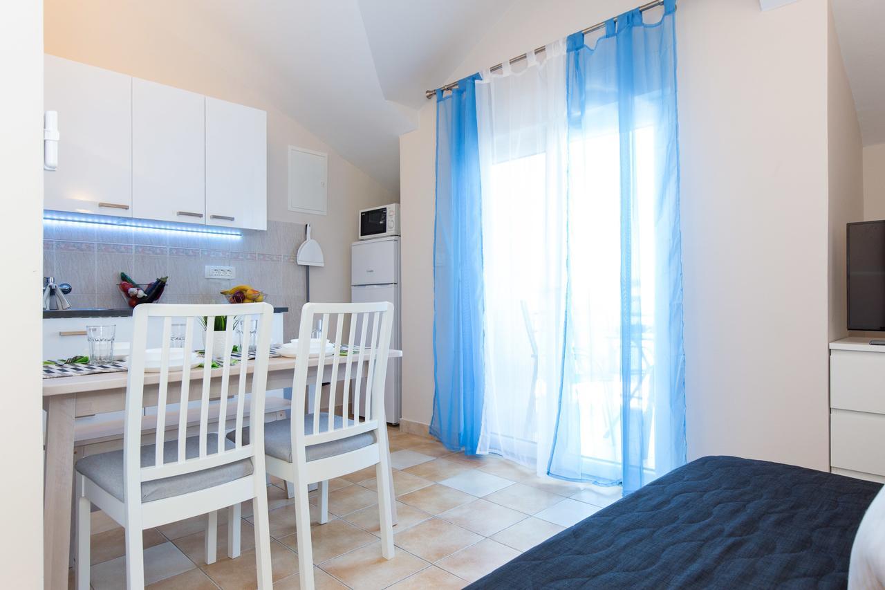 Apartments Tamaris Čižići 外观 照片