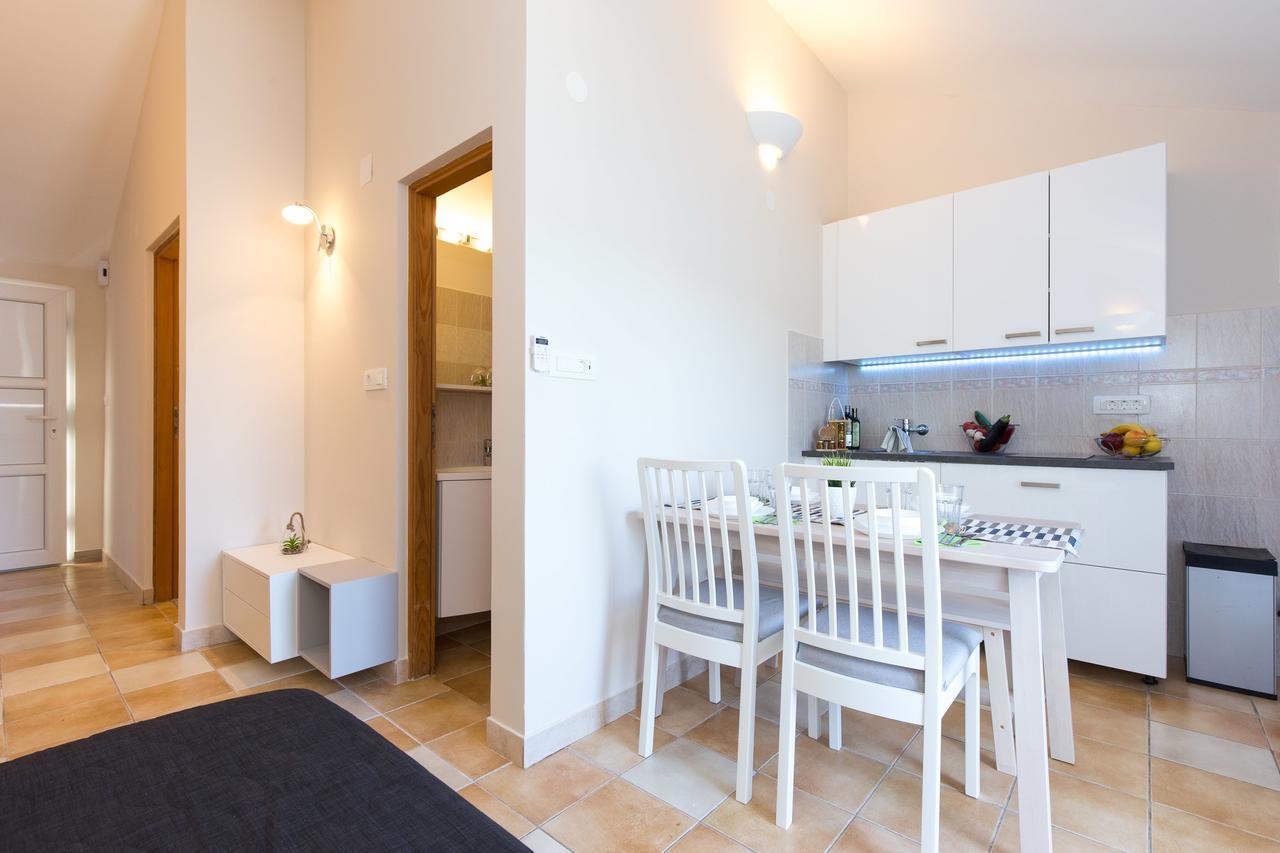 Apartments Tamaris Čižići 外观 照片