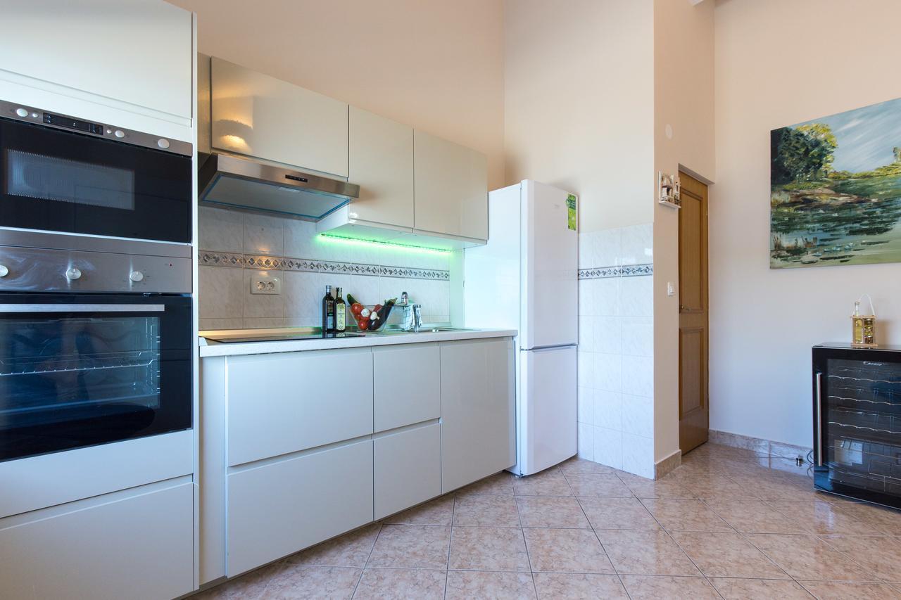 Apartments Tamaris Čižići 外观 照片