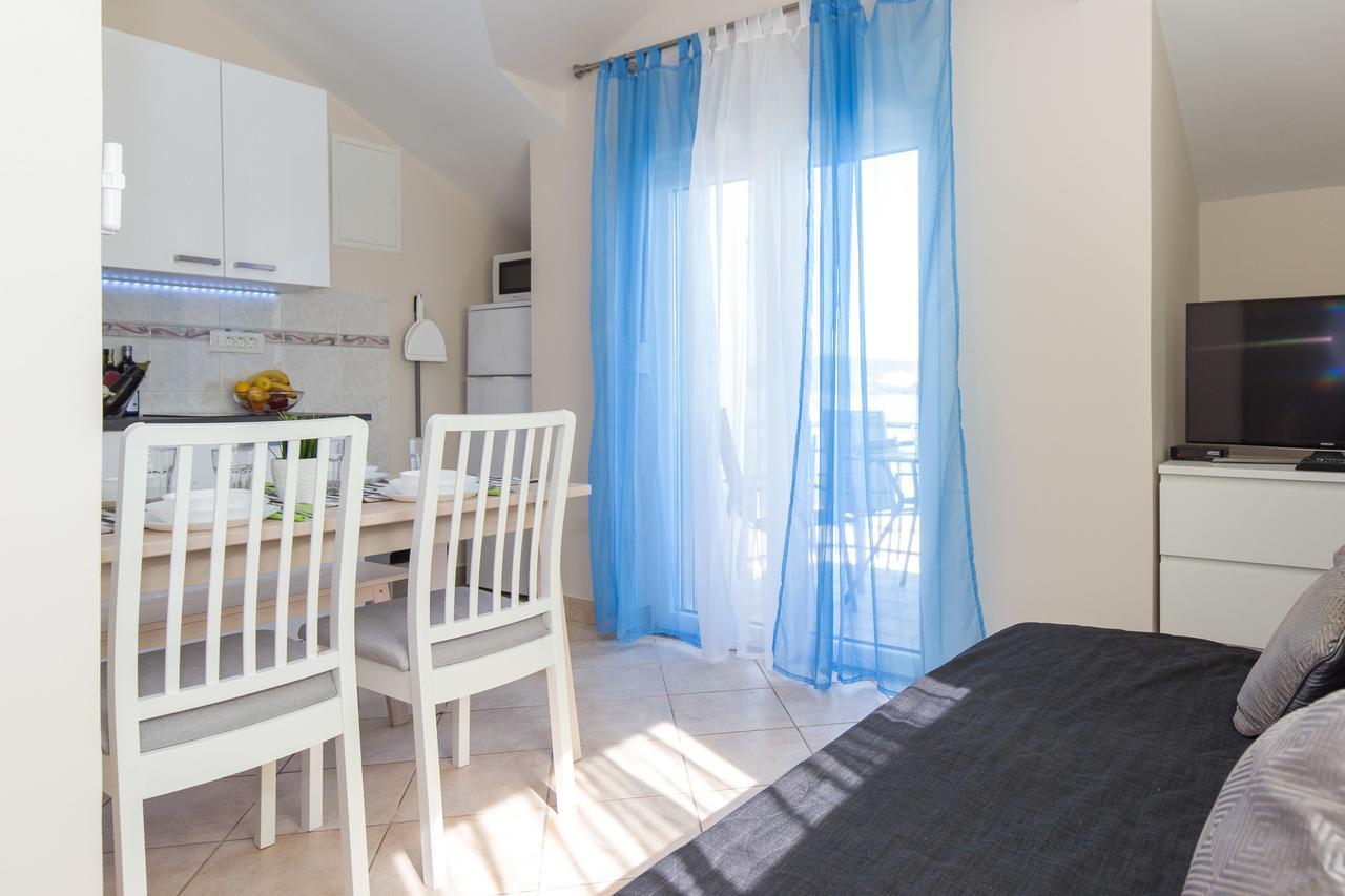 Apartments Tamaris Čižići 外观 照片
