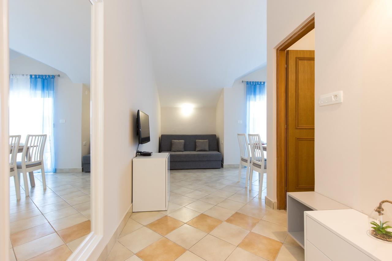 Apartments Tamaris Čižići 外观 照片