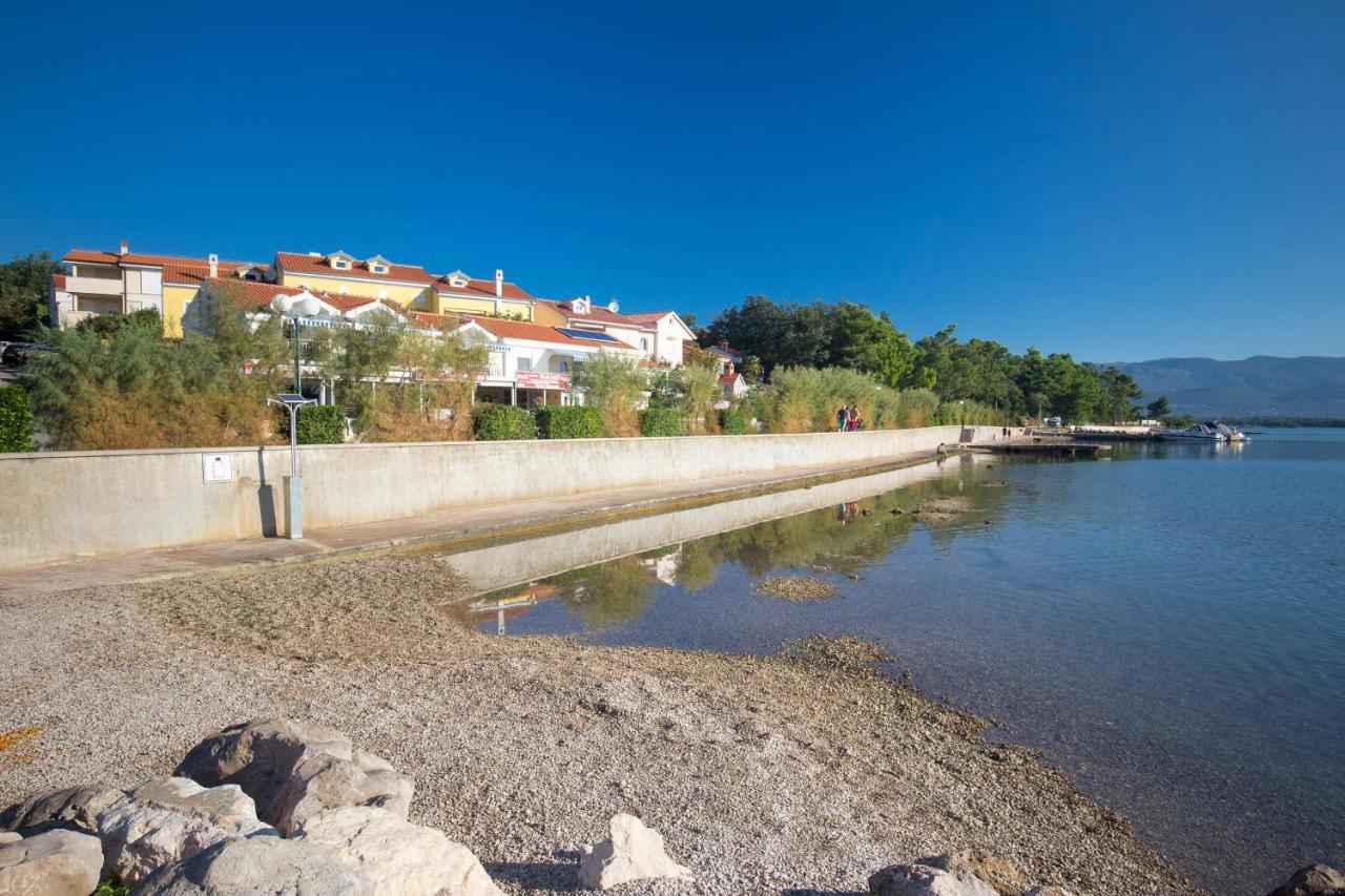 Apartments Tamaris Čižići 外观 照片